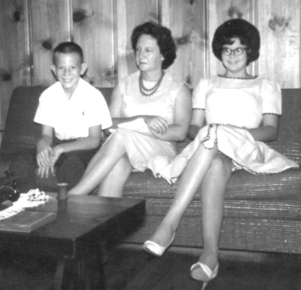 Van and Ethel Mae WALKER
