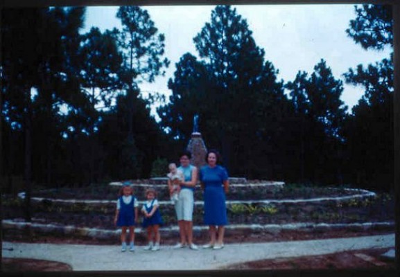 Walker Family Slides - 020.jpg