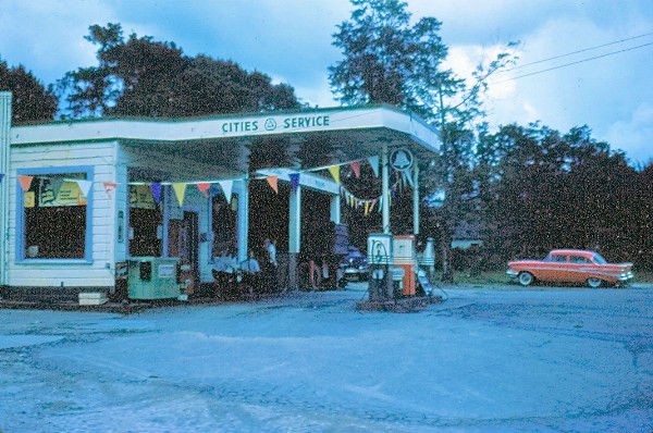 McBridesGasStation-Sulphur.jpg