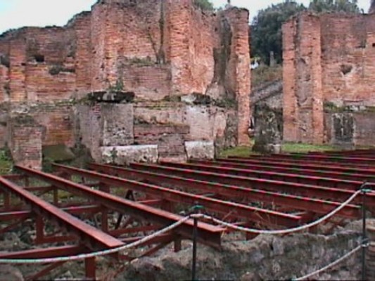 Pompeii Italy 2000 - 102.jpg