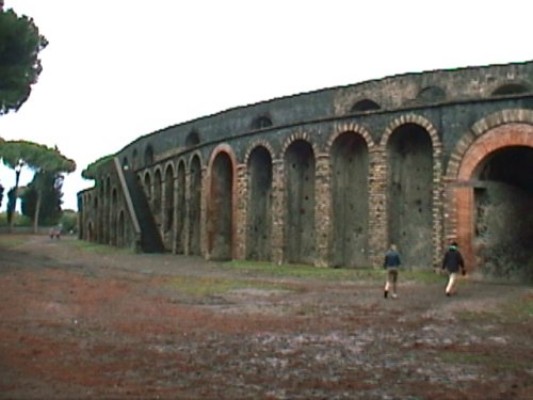 Pompeii Italy 2000 - 040.jpg