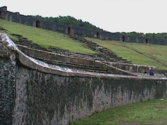 Pompeii Italy 2000 - 046.jpg