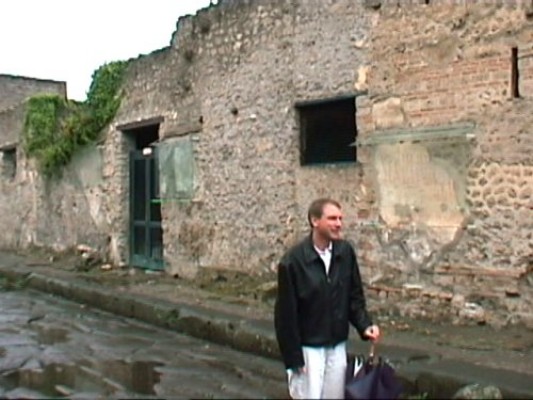 Pompeii Italy 2000 - 052.jpg