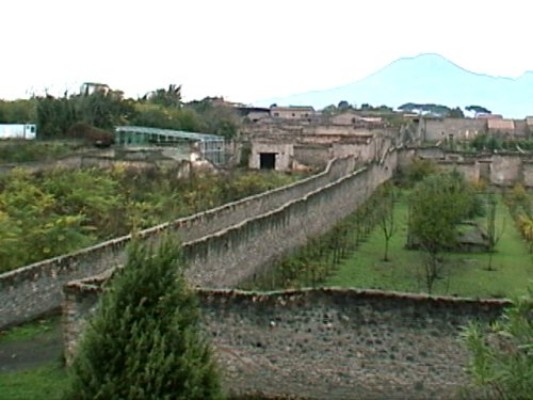 Pompeii Italy 2000 - 067.jpg